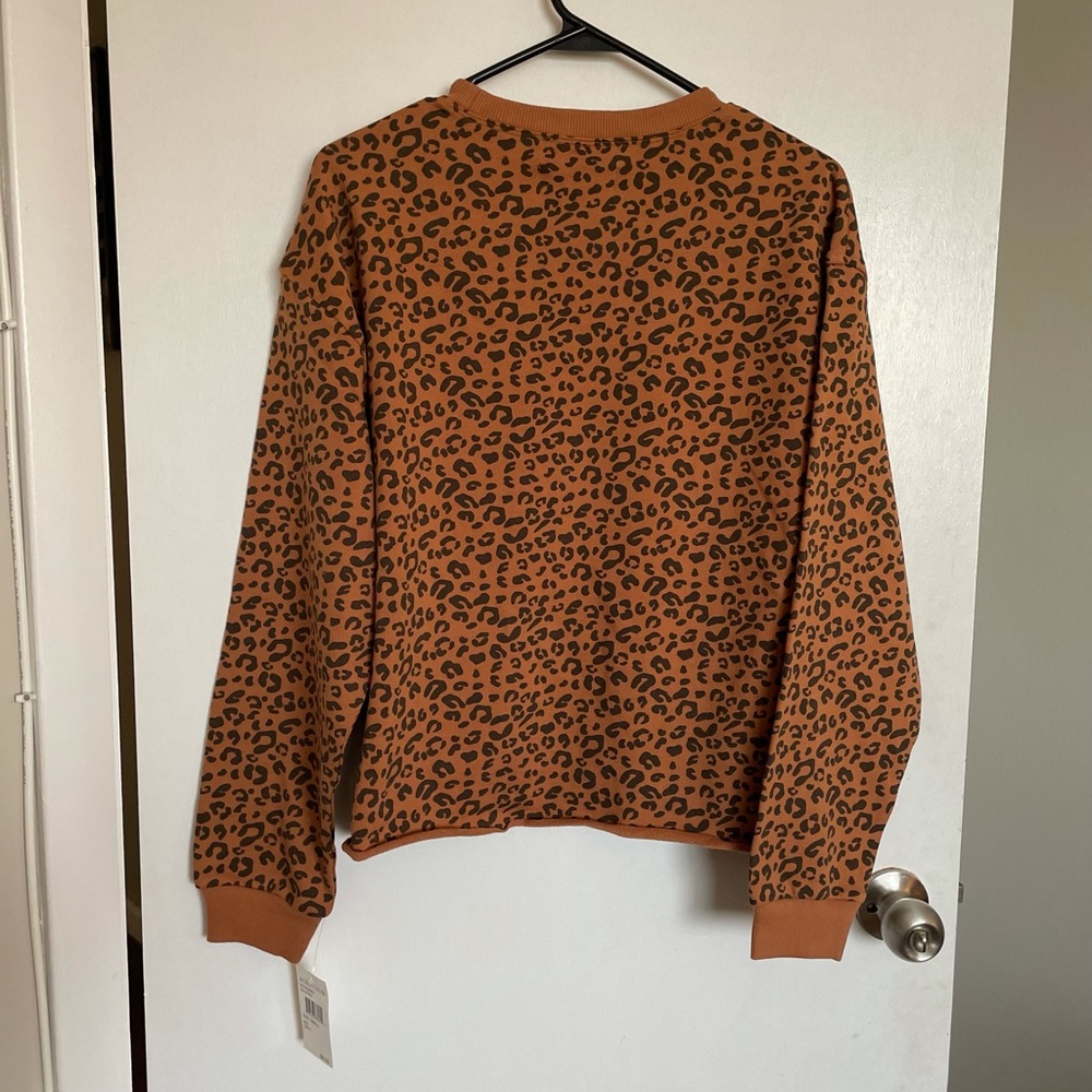 Blank NYC Cheetah Crop Sweater - Size S - Picture 5 of 12